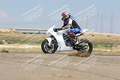 media/Sep-01-2025-Lets Ride (Mon) [[4370d11284]]/B Group/1220pm (Wheelie Bump)/